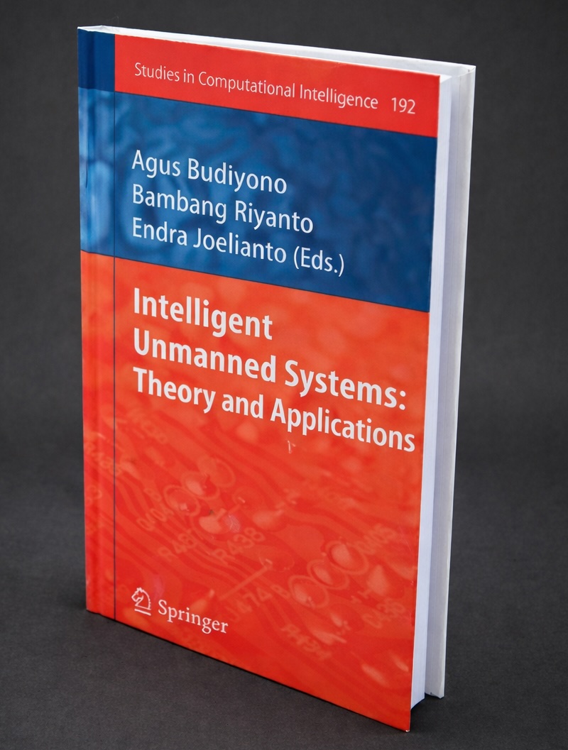 ./book-budiyono-grey_1769085030963